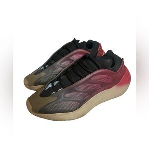 Adidas Yezzy 700 V3 Fade Carbon Red and Black Sneakers New Size 10